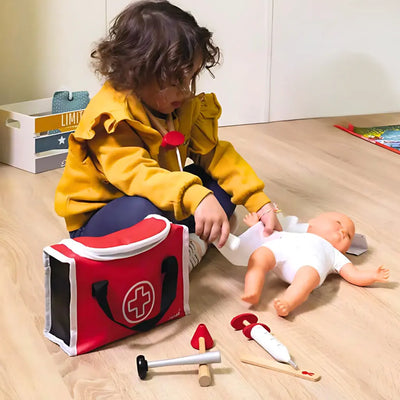 IMAGINATIVE PLAY