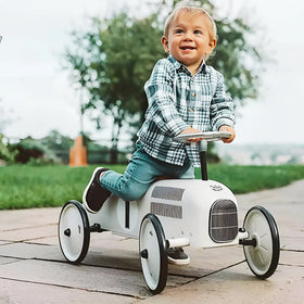 Vilac - Classic Ride on Car Cream