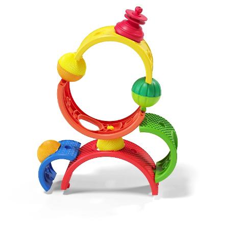 Colourful play beads and arch shapes that snap together.